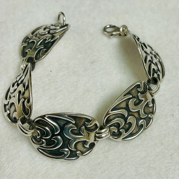 Silpada Circle Of Friends  Bracelet - Picture 5 of 6